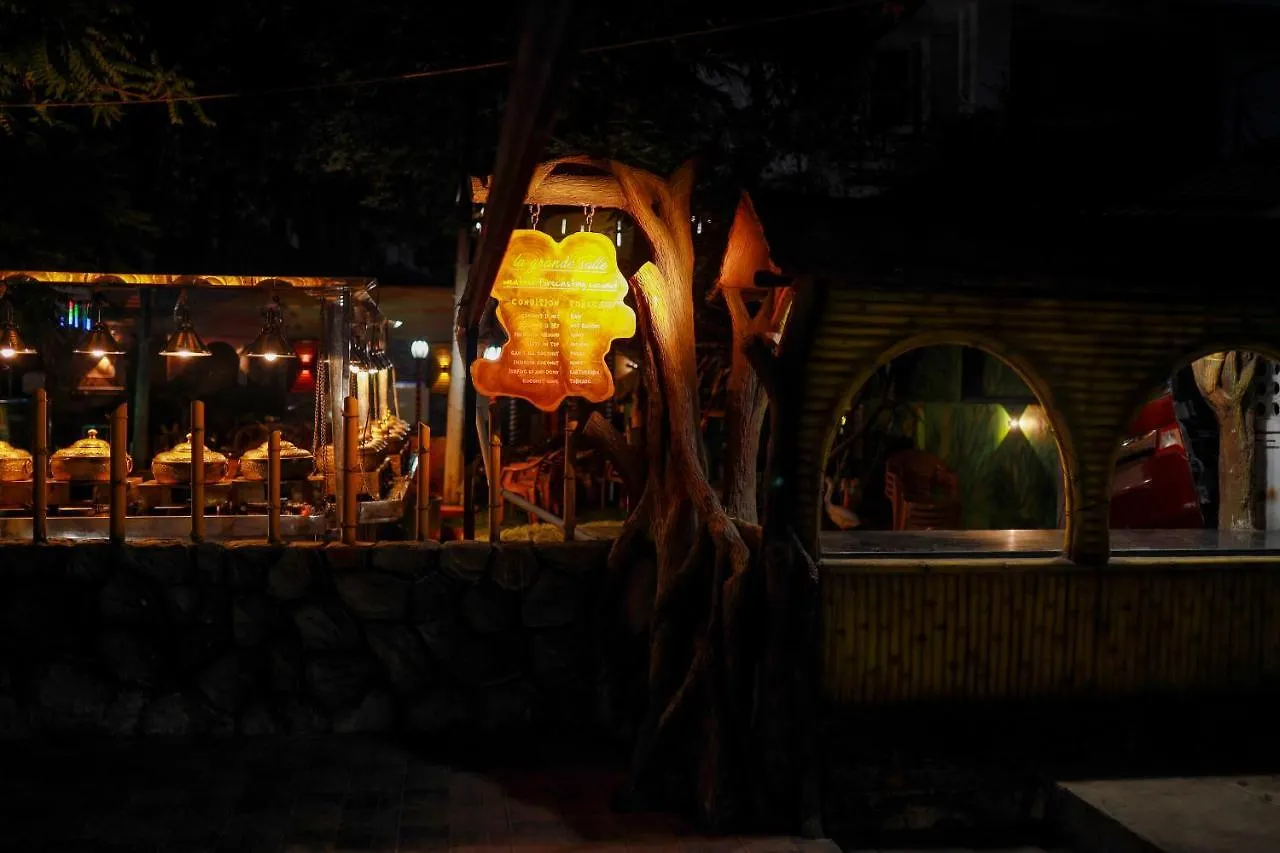Belljem Homes -Your Own Private Resort -6 Bhk S Thrissur Indien
